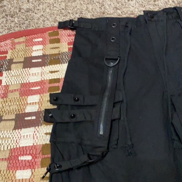 🔗🖤 Tripp NYC Black Chain Jeans 🔗🖤 - Picture 3 of 7